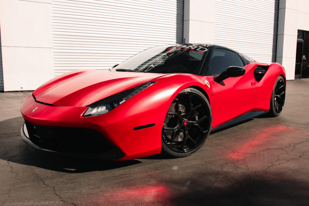 Red Ferrari 488 - Diamond Autosport